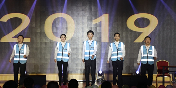 10-02、管理公司情景劇《中國夢 三箭夢》.jpg