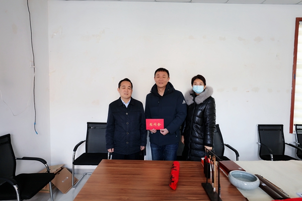 山東三箭集團(tuán)多層次、多角度、多形式開展新春慰問送關(guān)懷活動